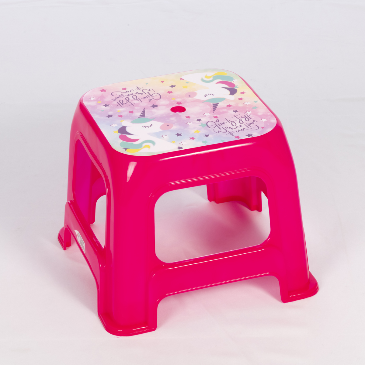 2028-butaco-pequeno-fucsia-con-esticker-unicornio